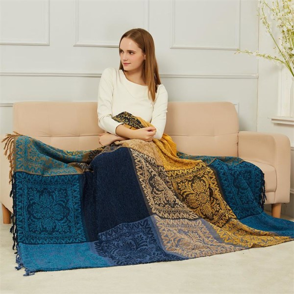 Bedspread Chenille Throw Blanket, Jacquard Tassels Throw Blanket