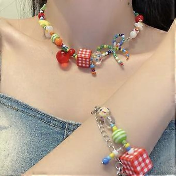Retrohelmillinen kaulakoru/rannekoru naisille, jossa on värikkäitä omenoita ja tähti-amuletti, perhosrusetti-riipuskoru Bracelet