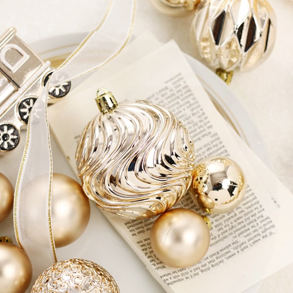 65 stykker Ornamenter til Julepynt