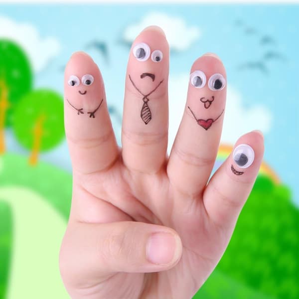 Wiggle Eyes with Self Adhesive Sticker, Assorted Sizes 700 Pieces