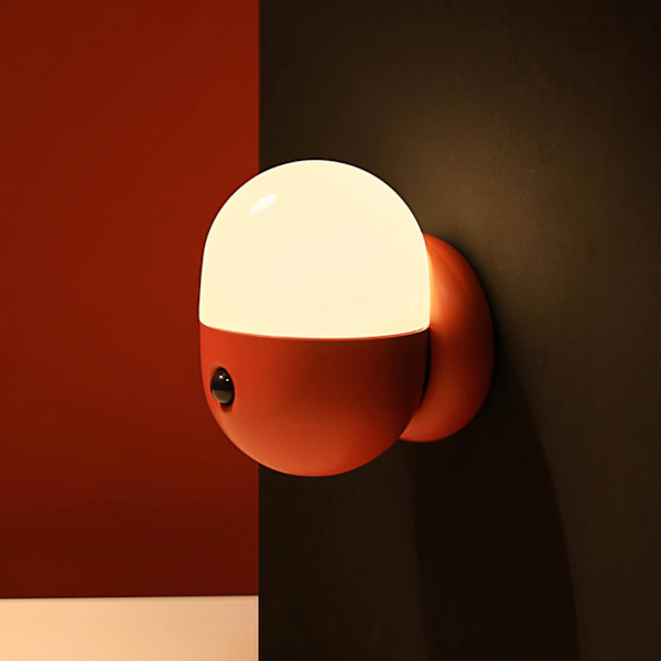 Bevegelsessensor nattlys for barnerom, søt mini oppladbar LED nattlys for baby, bærbar magnetisk kapsel nattlampe med mykt varmt lys for toalett trapp vegg
