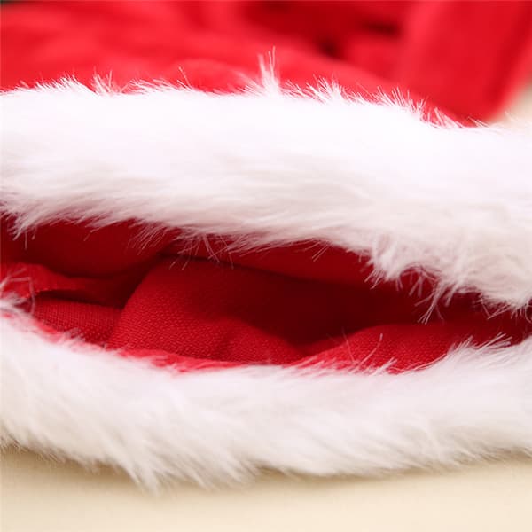 Pludset og foret julehat Tyk julepels Stor kugle Chri