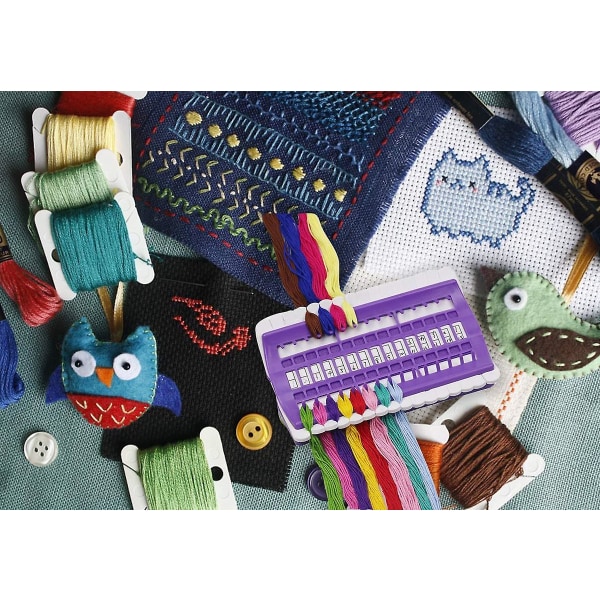 Floss Organiser Återanvändbar Plastbräda Korsstygnsrad Linjeverktyg 30 Trådade Nålar Håller Hantverk Diy Tillbehör（Lila）