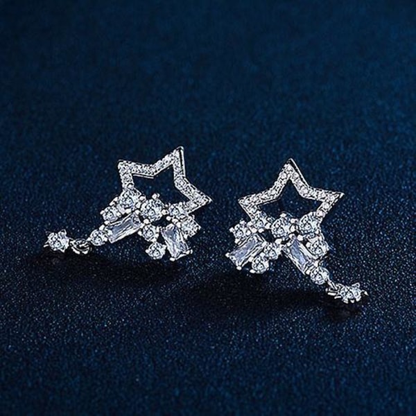 Silver Crystal Rhinestones Star Shape Stud Örhängen 2,5cm