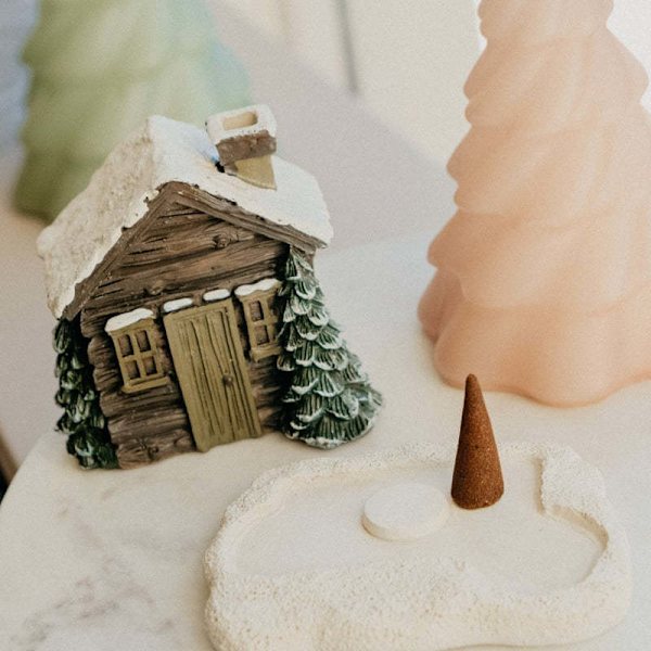 Julelandsbyhuse Røgelsesbrænder, Resin Julehytte I
