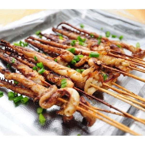100 kpl Bambuuvartaita BBQ:lle, Vartauksille, Hampurilaisille, Cocktail-juomille, Buf