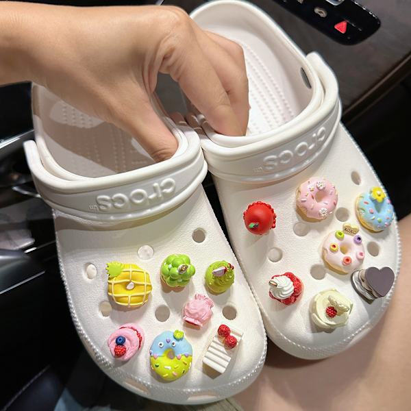 14 st donut-snackskoaccessoarer för Croc-berlocker för tonåringar och män