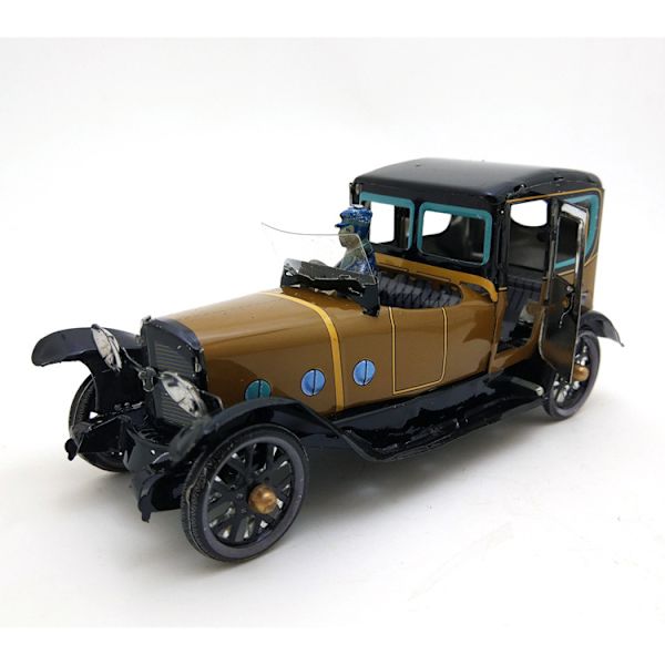 Espanjalainen vanha yksittäinen auto nostalgisiin retro-leluihin Valokuvausrekvisiitta
