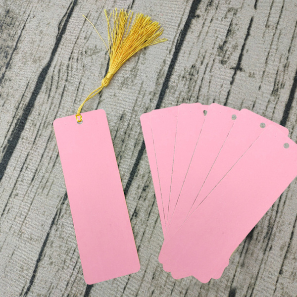 25 kappaletta tyhjiä kirjanmerkkejä 15x5cm suorakaiteen muotoisia akryyli kirjanmerkkejä 25 värikkäällä tupsulla läpinäkyvät kirjanmerkit DIY-projekteihin Muistikirjan lahjatagit