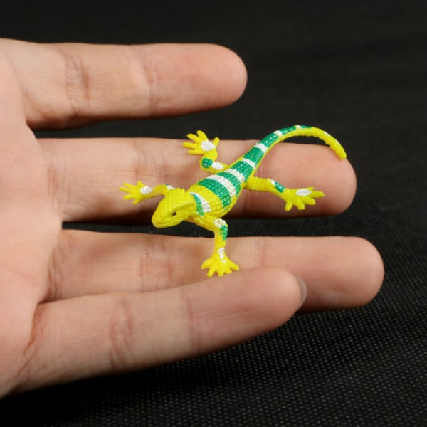 Plast Lizard Model Ornament 12 set Plastic Lizard Model Doll