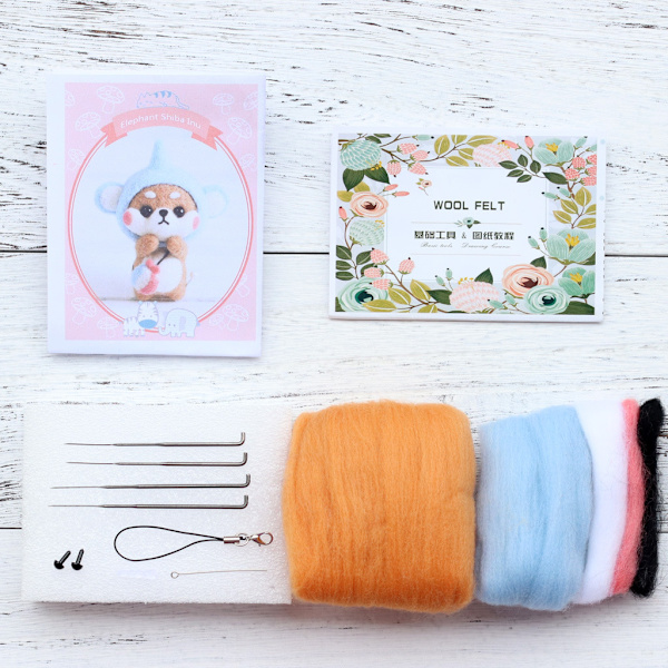 Kycklingar, ullfiltstansning DIY-materialpaket par handdocka