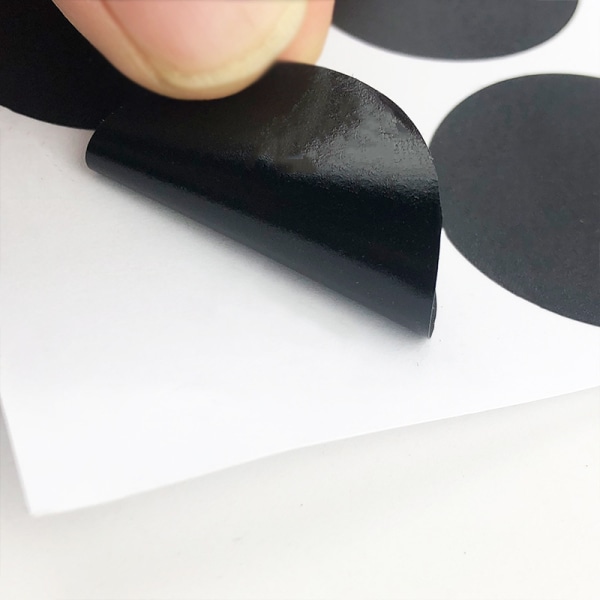2,5 cm runda klibbiga cirkelklistermärken - svarta, 2000 etiketter