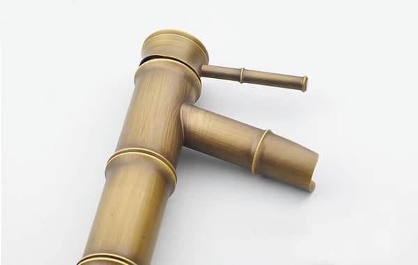 1PC 2-ledade brytmunstycken hög bambu kran, vattenfall diskbänk mixer