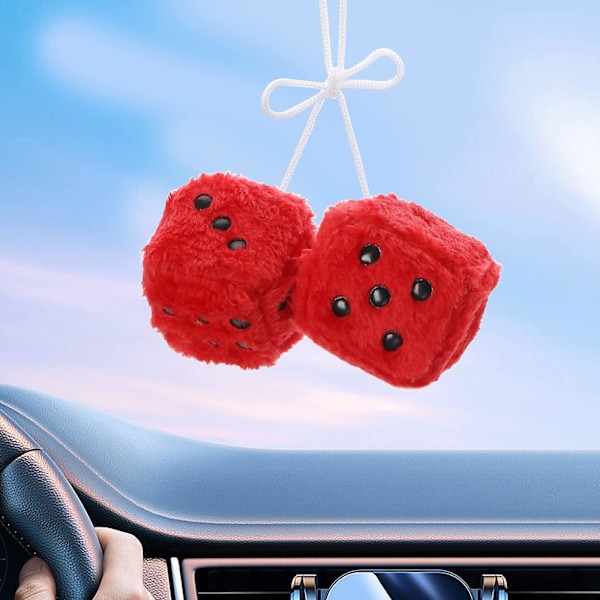 2 kpl Ripustettavat noppakuutiot pisteillä autoparille Pehmeä pehmoinen auton riipus Imucuppi Neliön muotoinen riipus Auton lasille Jääkaapille（Punainen）