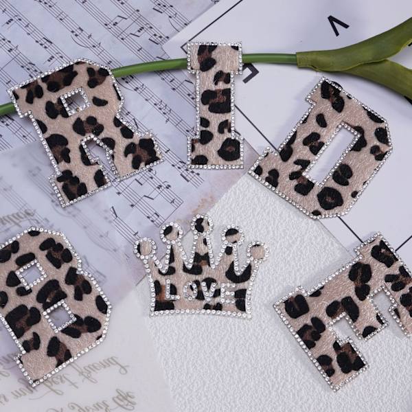 26 uuden leopardin kirjaintarraa, luovat kirjaimet, diy-kangas
