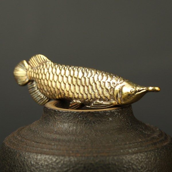 Lucky fisk Arowana Mini Skulptur Statue 3D Kobber Figur Penda
