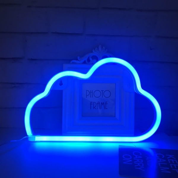Neonlys, LED-skilt med sky, lynlamper, kjærlighetsplater, lepper, L