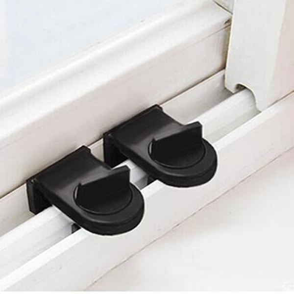 2 sliding window locks to protect children's safety, adjustable s