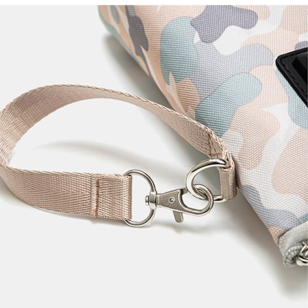 Babyflaskevarmer i camouflage-look