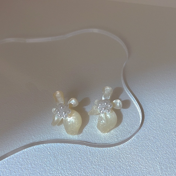 Argentées français petite perle fraîche boucles d’oreilles fleurs design sens boucles d’oreilles tempérament haut de gamme sens oreille