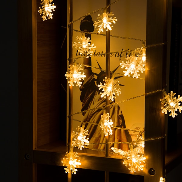 Lumikide pienet värikkäät valosarjat led-valosarjat