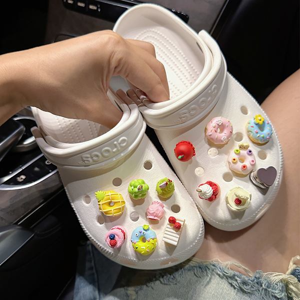 14 st donut-snackskoaccessoarer för Croc-berlocker för tonåringar och män