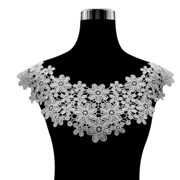 Pair of dimensional lace back trims - white for tailoring, one si