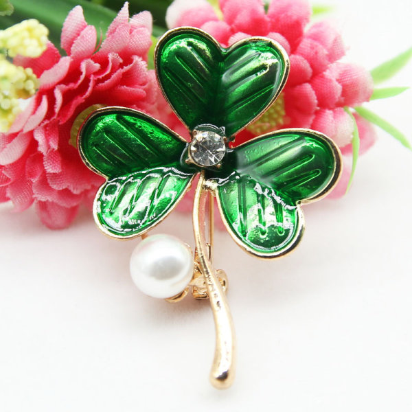 Irländsk Shamrock Klöver Blad Brosch Rhinestone Kristall Brosch Klöver