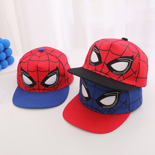 Gutte baseball caps, tilpasset caps, blå rød design flat brim baseball