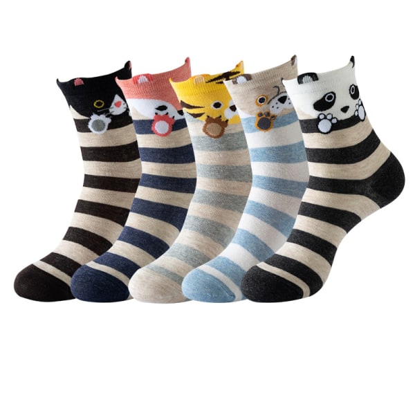 Vapaa-ajan sukat 5 paria sukkia, joissa on koira-aiheinen hauska eläinrakkausmuoti