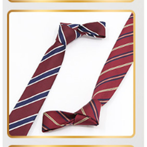 Klassisk stripet burgunder slips