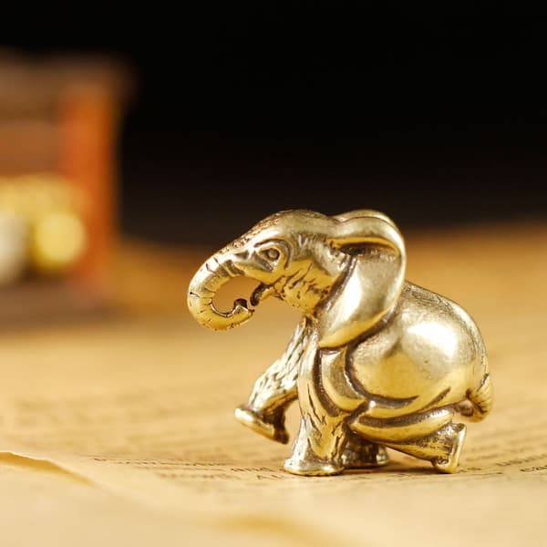 Kreativ liten elefant liten ornament solid elefant nøkkelring c