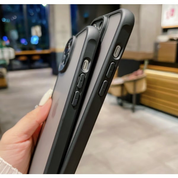 Kuori on yhteensopiva iPhone 14:n kanssa, ja siinä on mattapintainen tuntu