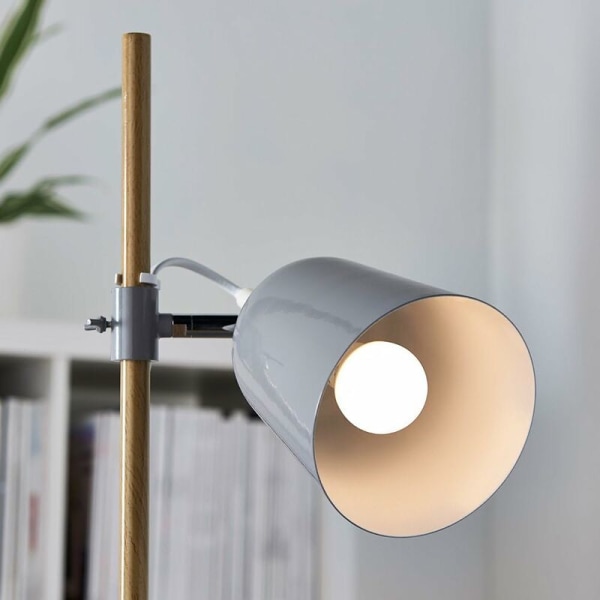 Pieni pallomainen LED-lamppu E14 P45 ruuvikannalla, 5 W (vastaa 40 W hehkulamppua), valkoinen - 1 pakkaus [A-energia +]