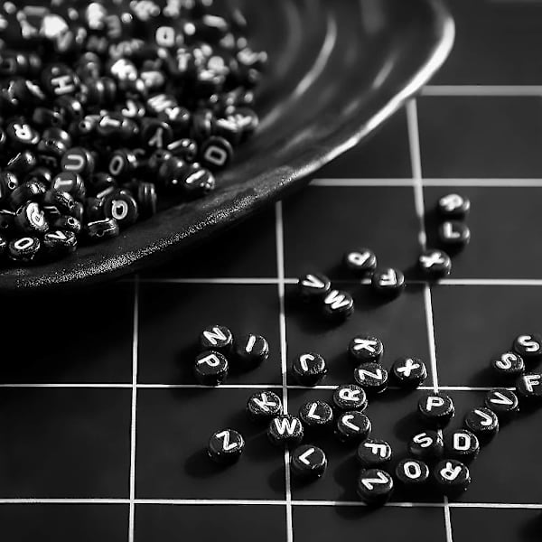 1200 stk. A-Z bogstavperler, 7 * 4mm sorterede alfabetperler og hvide akryl bogstavperler til smykkefremstilling til børn（B）
