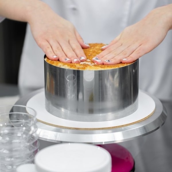 Tårtform / Bakform - Justerbar diameter - 16-30 cm
