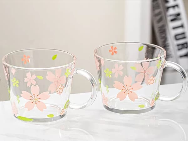 Middagsservis 6-delar - Skålar, muggar, glas i blomdesign