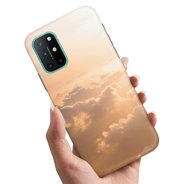 Skal / Mobilskal till OnePlus 8T - Clouds