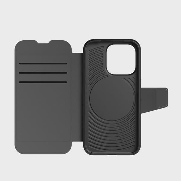 Tech21 Evo Lite Wallet iPhone 15 Pro Svart