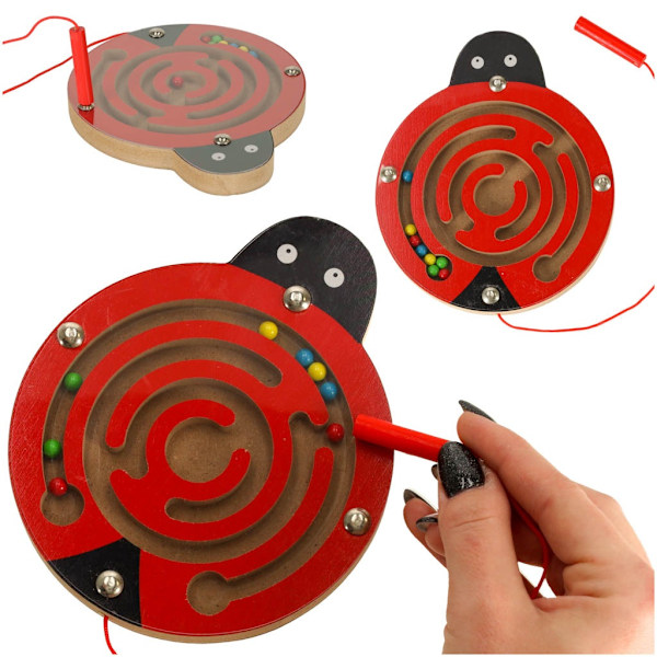 Magnetisk labyrint med nyckelpigabollar