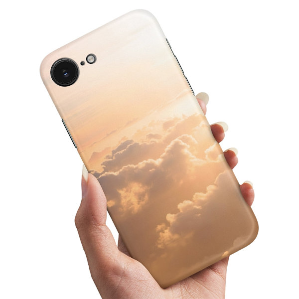 Cover / Mobilcover til iPhone 16e / 17e - Clouds