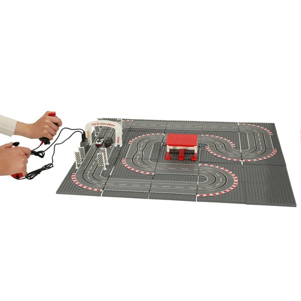 Polisbilsbana 64x64cm