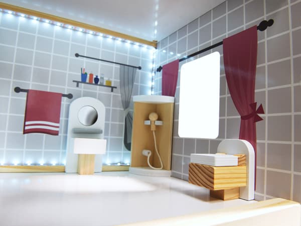 MDF-dockhus i trä + möbler 78 cm svart LED
