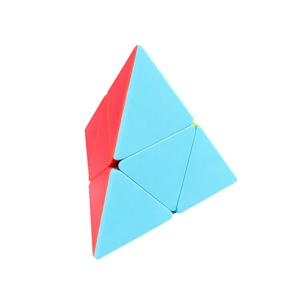 Pyramid speedcube
