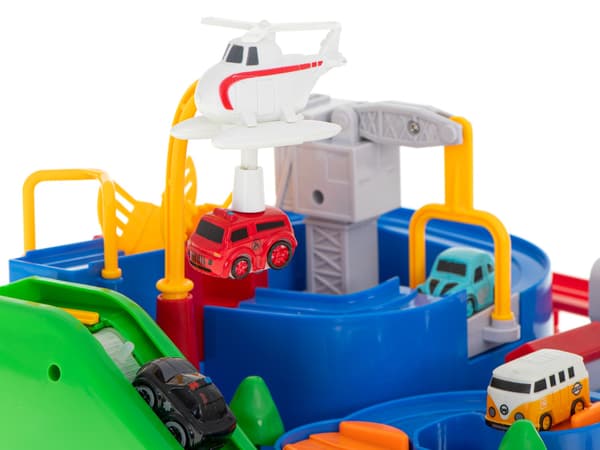 Hinderbana interaktiv parkeringsplats racing 4 bilar