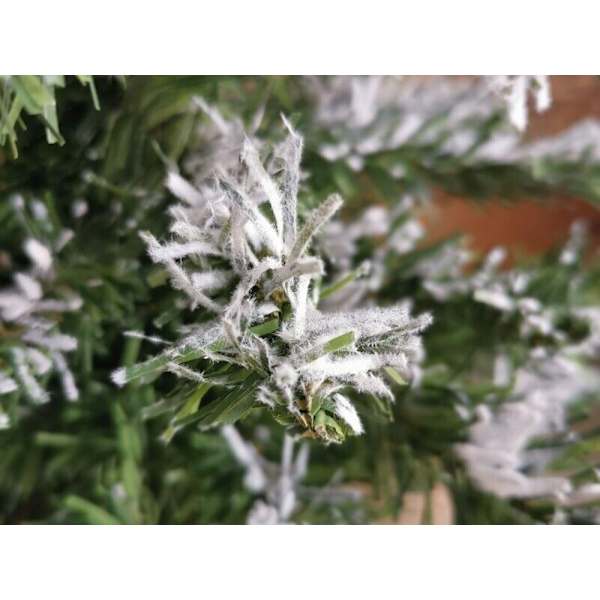 Liten Julgran med Träfot – 50 cm – Juldekoration