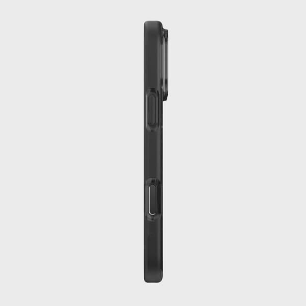 Tech21 Evo Check MagSafe iPhone 18 Pro Max/17 Pro Max Smokey/Black