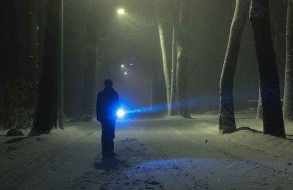 Taskulamppu / Taktinen LED-lamppu - T6
