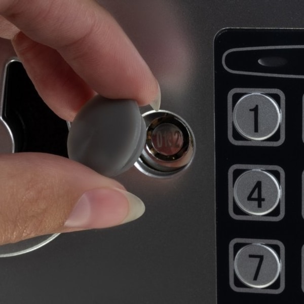 Digital safe med kodelås og nøkkel - Mini Black
