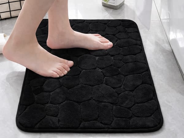 Badrumsmatta halkfri mjuk 80 x 50 cm Svart